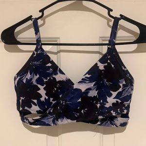 Fabletics Lightweight Adjustable XS Sports Bra